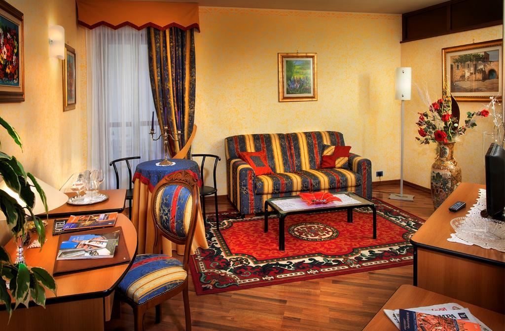 Hotel La Ruota Pianfei Cameră foto