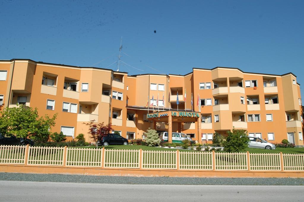 Hotel La Ruota Pianfei Exterior foto